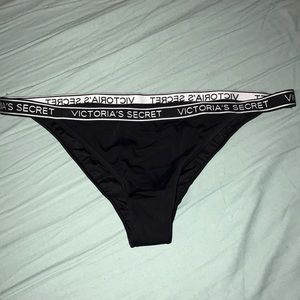 VS bikini bottoms